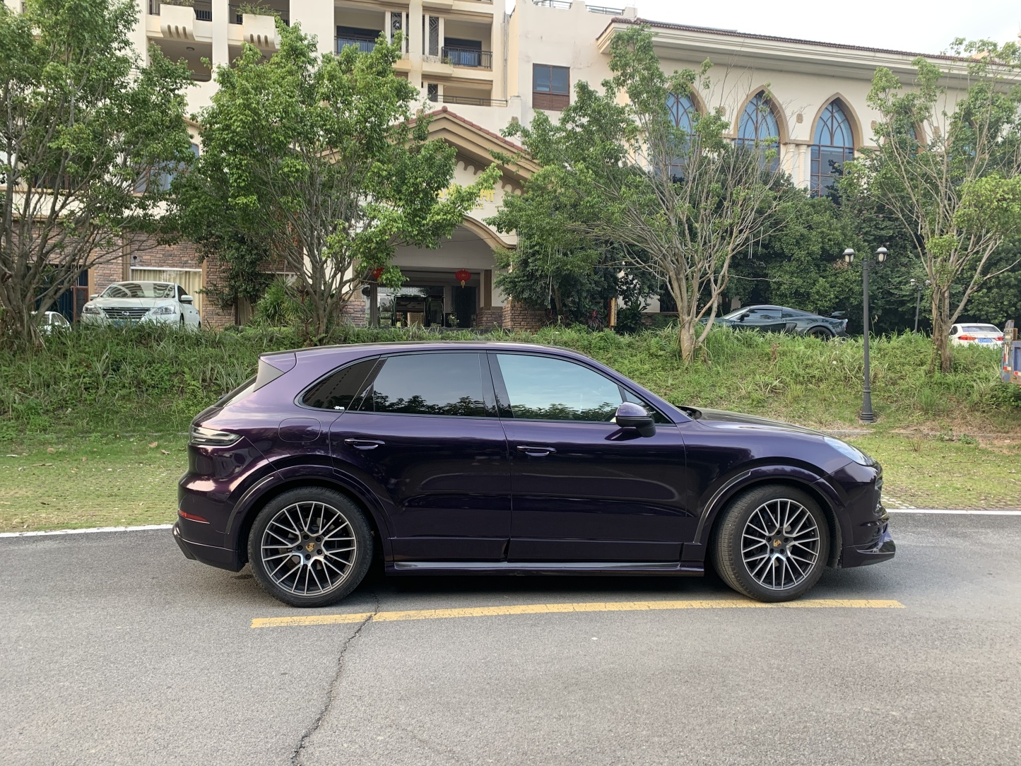 Porsche Cayenne OD Style Carbon Fiber Parts - styling view
