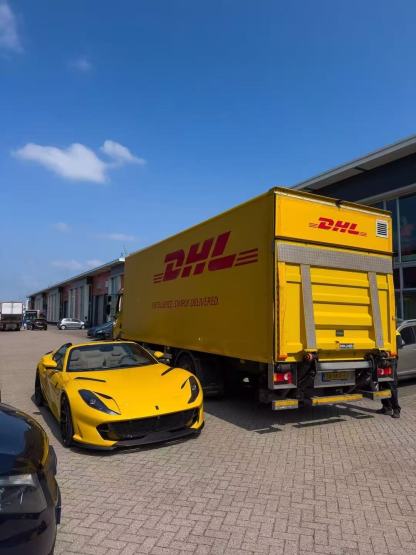 Ferrari 812 N Style Dry Carbon Parts - styling view