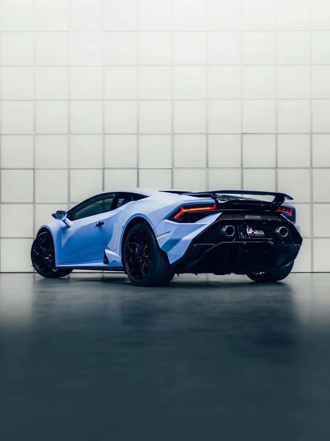 Lamborghini EVO Tecnice Style Plastic and Carbon Conversion Parts - styling view