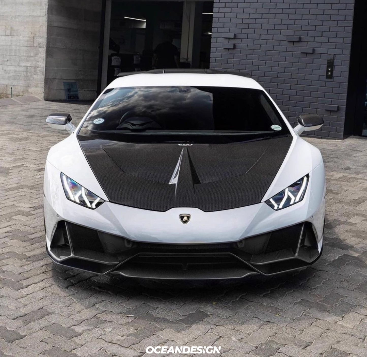 Lamborghini Huracan EVO AWD N Style Dry Carbon Parts - styling view