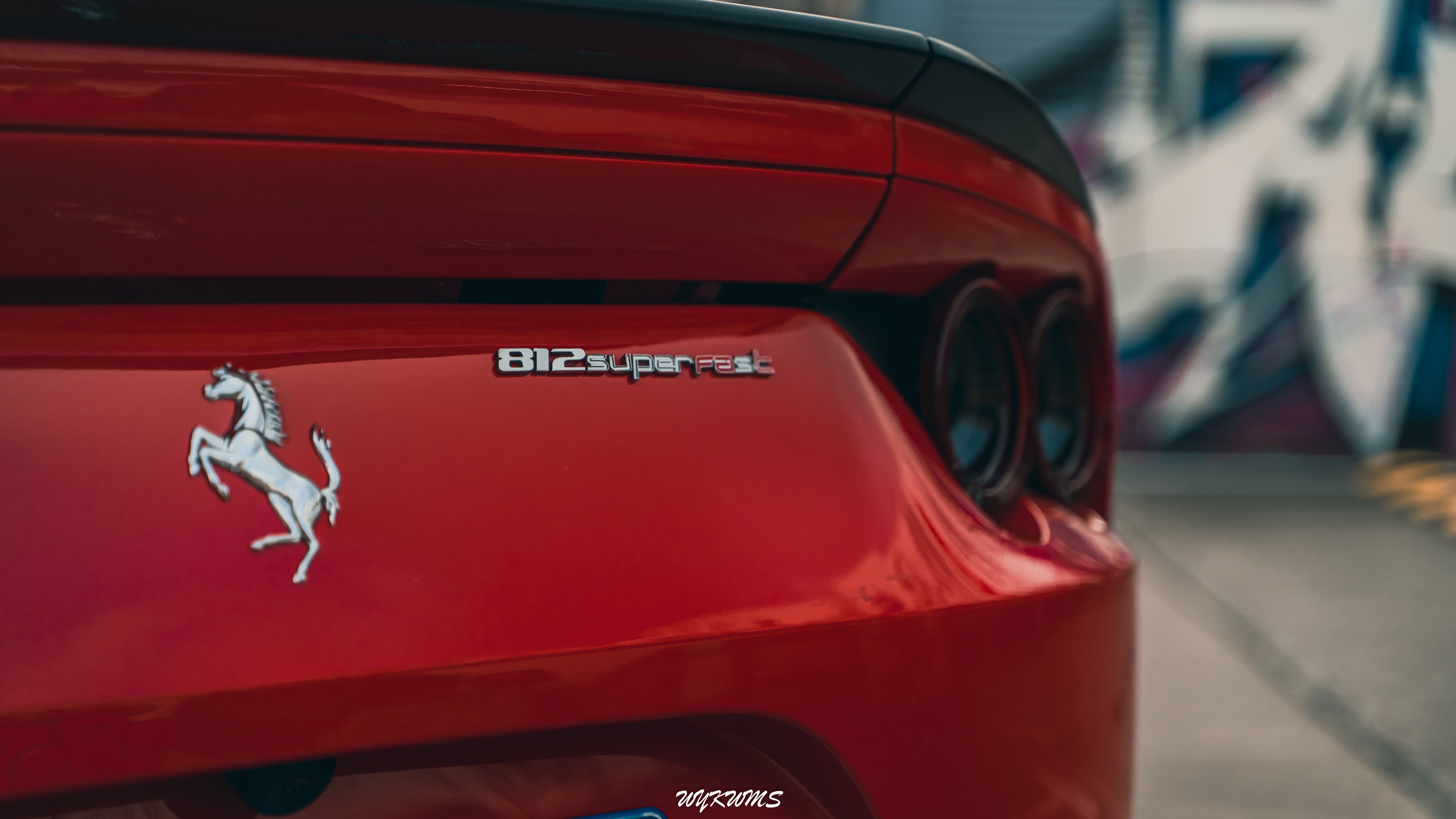 Ferrari 812 MSY Style Dry Carbon Parts - styling view