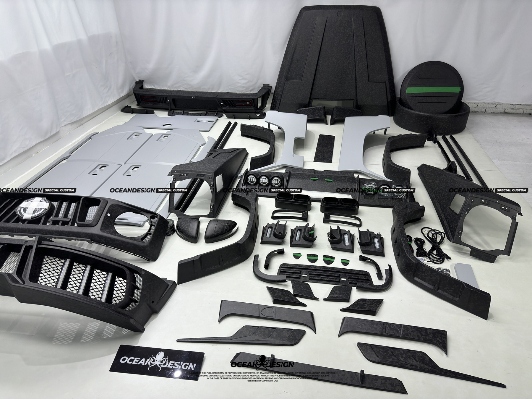 Mercedes-Benz W464/W465 G63/G500/G55 MSY Style Dry Carbon Body Kit - styling view