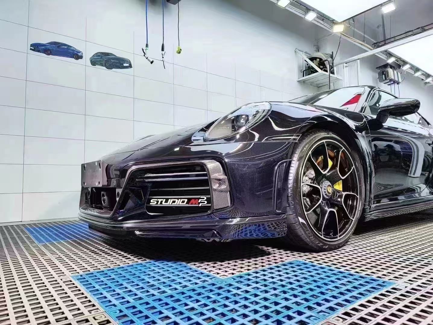 Porsche 911 992.1 Turbo S Techart Style Dry Carbon Parts - styling view