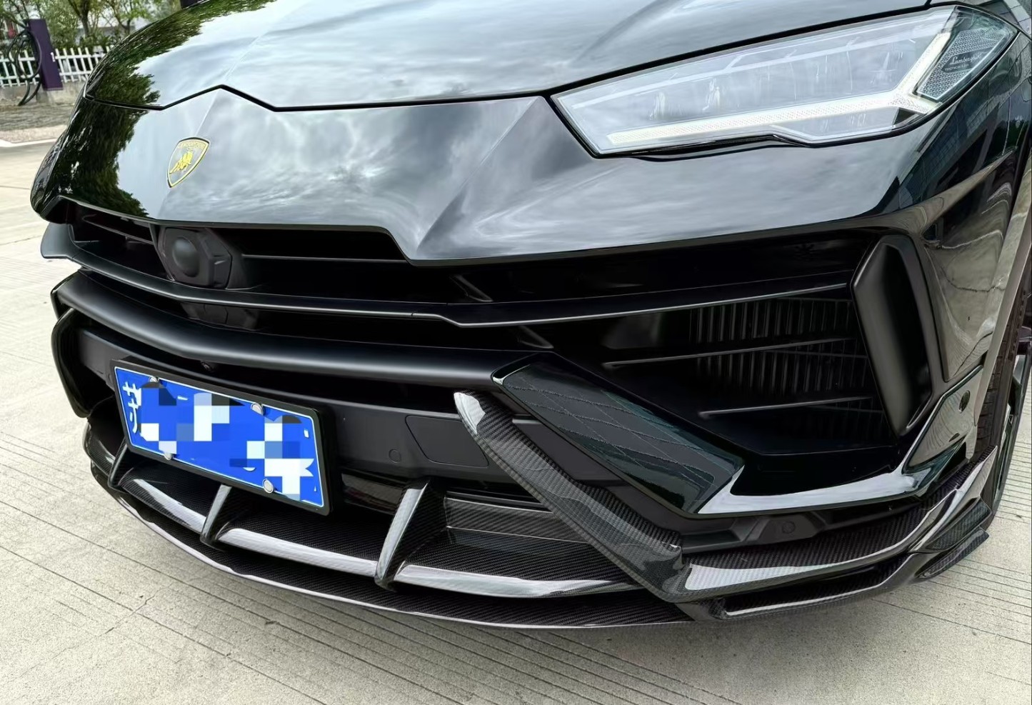 Lamborghini Urus S Topcar Style Dry Carbon Parts - styling view