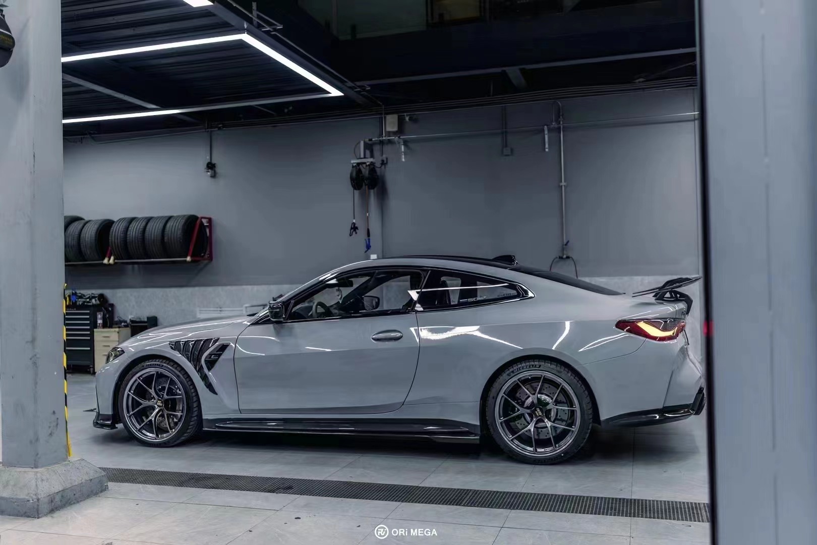 BMW G80 M3/G82 M4 Ocean Design Dry Carbon Shark-Fin Fenders - styling view
