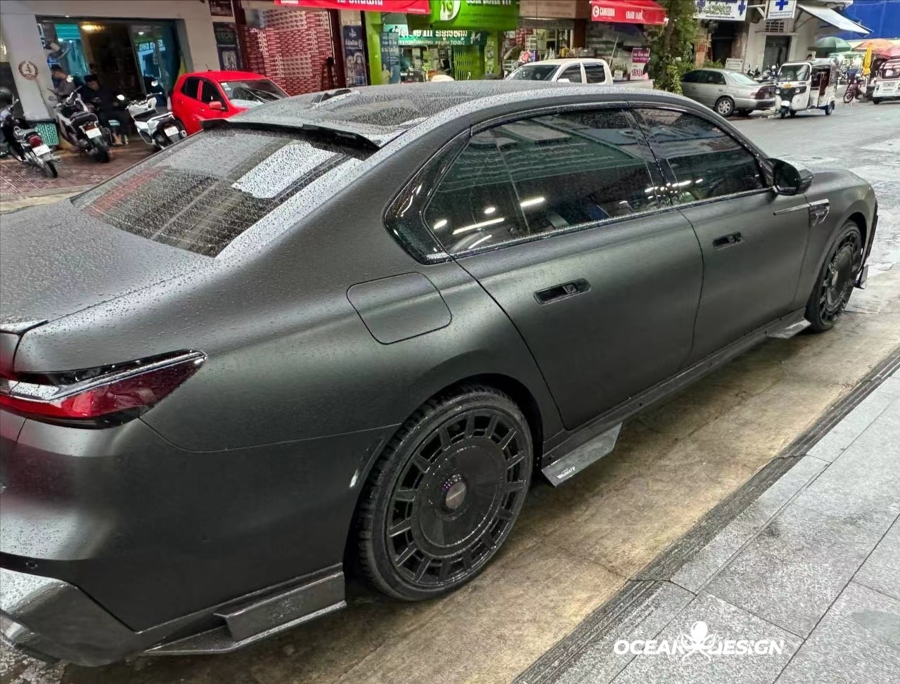 2023-2025 BMW G70 7 Series M Sport MSY Dry Carbon Fiber Side Skirts