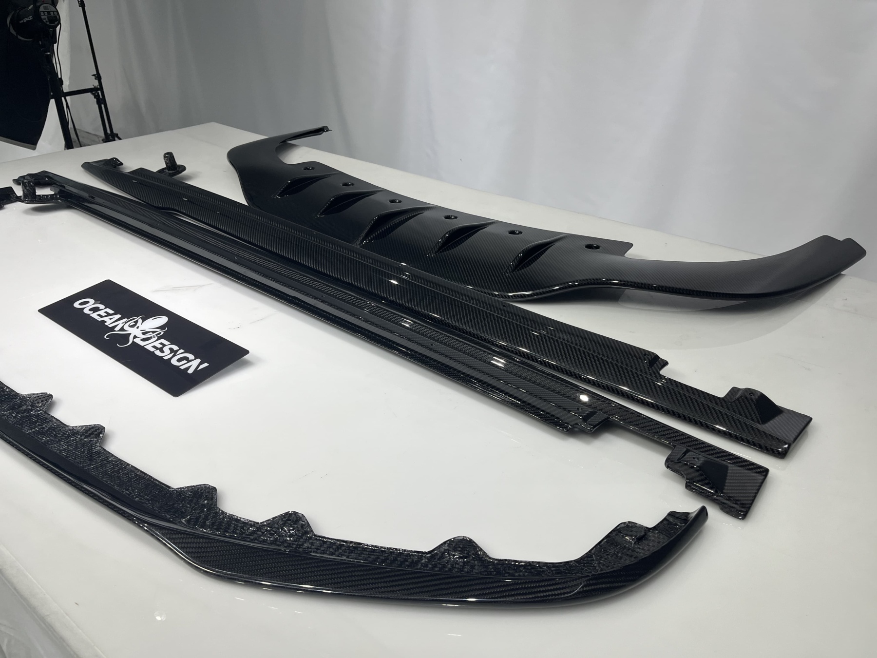 2019–2024 Bentley Continental GT GTC Edition One Side Skirts Dry Carbon