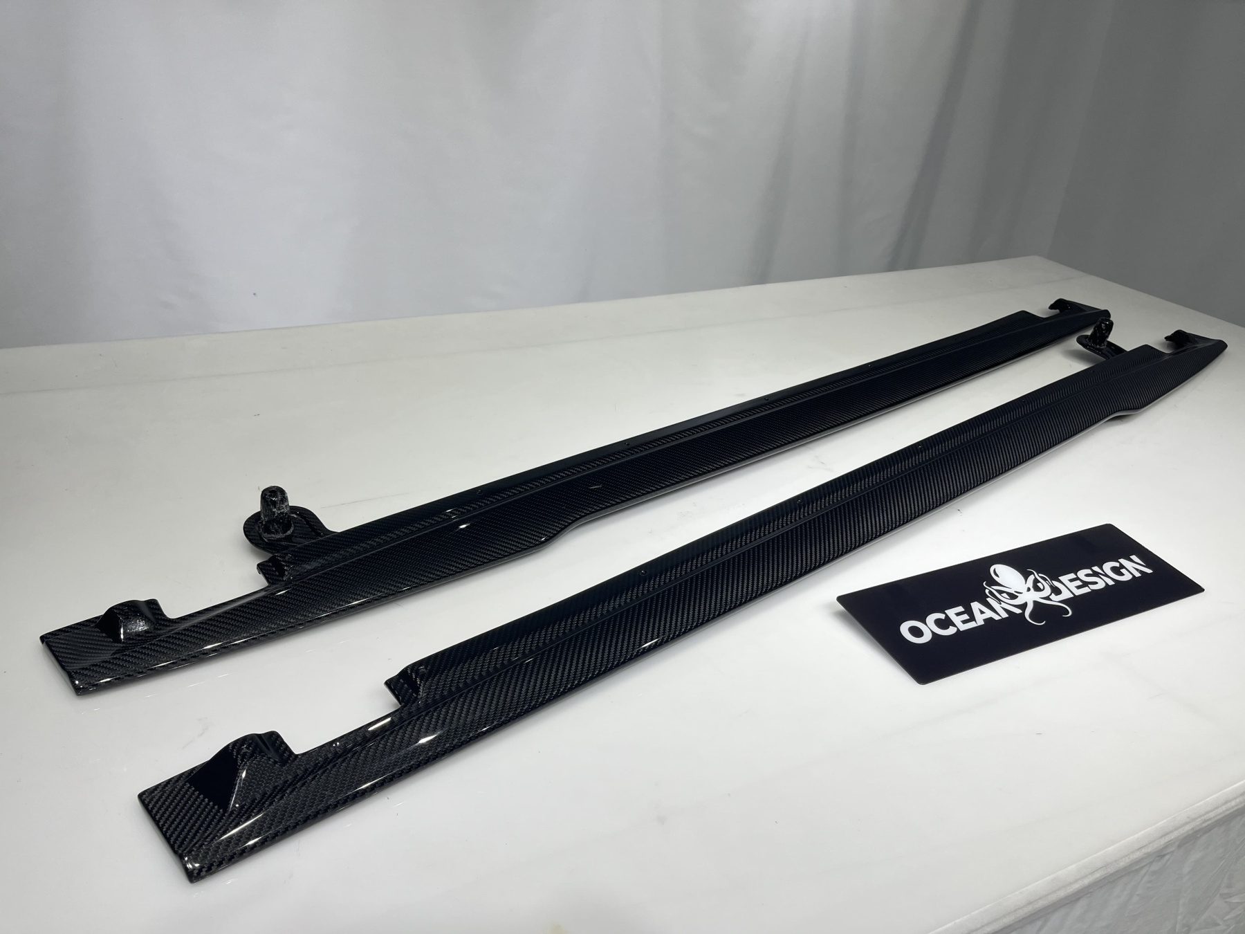 2019–2024 Bentley Continental GT GTC Edition One Side Skirts Dry Carbon