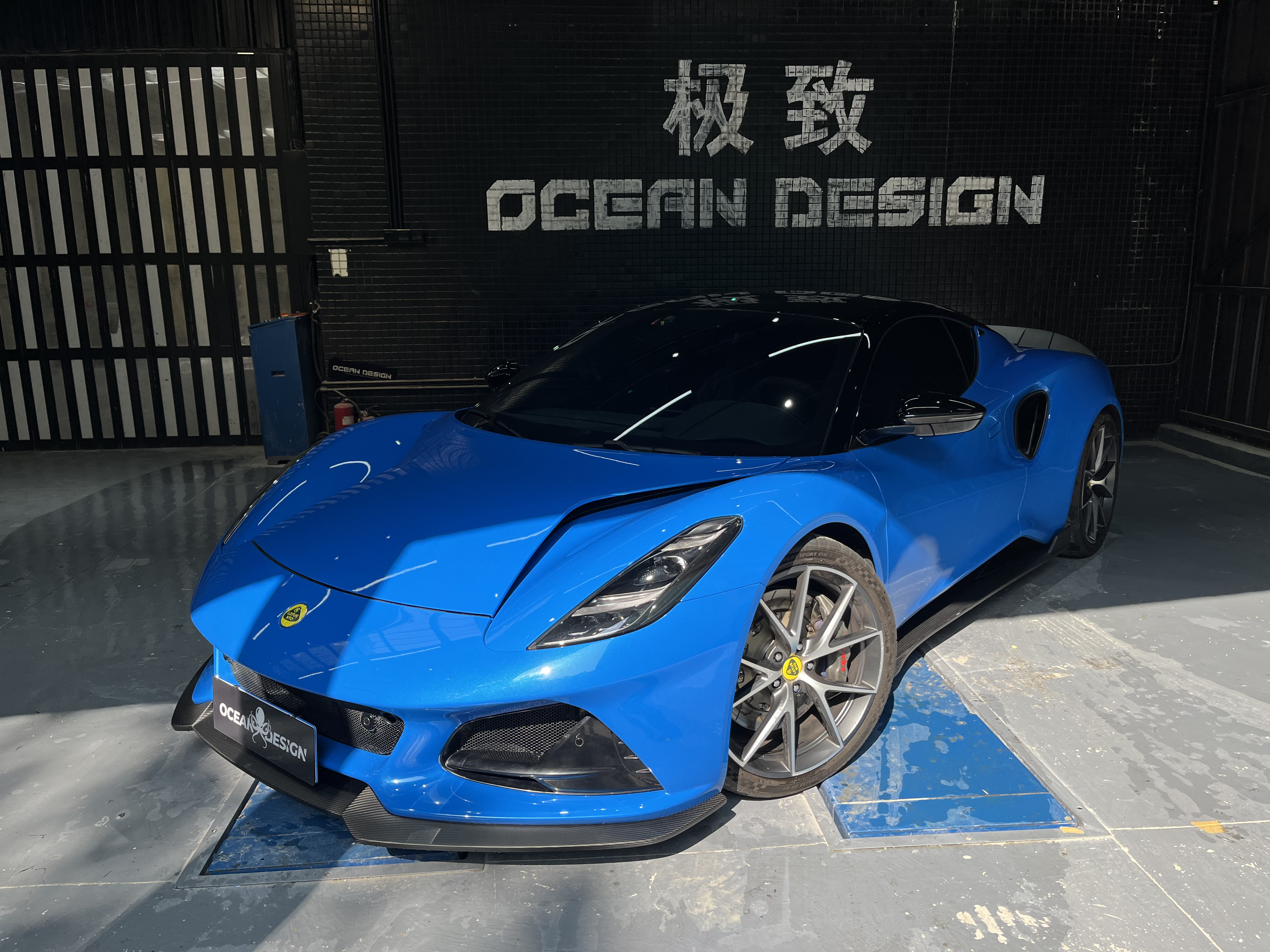 Lotus Emira 2021-2024 Dry Carbon Fiber Front Vents Ocean Design Original Series Bodykit