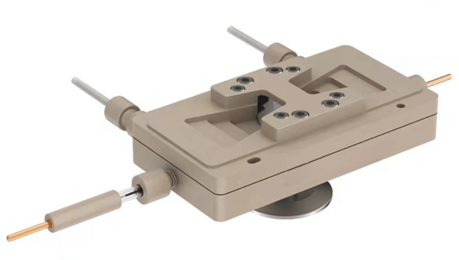 Mass spectrometry-infrared spectroscopy coupling cell