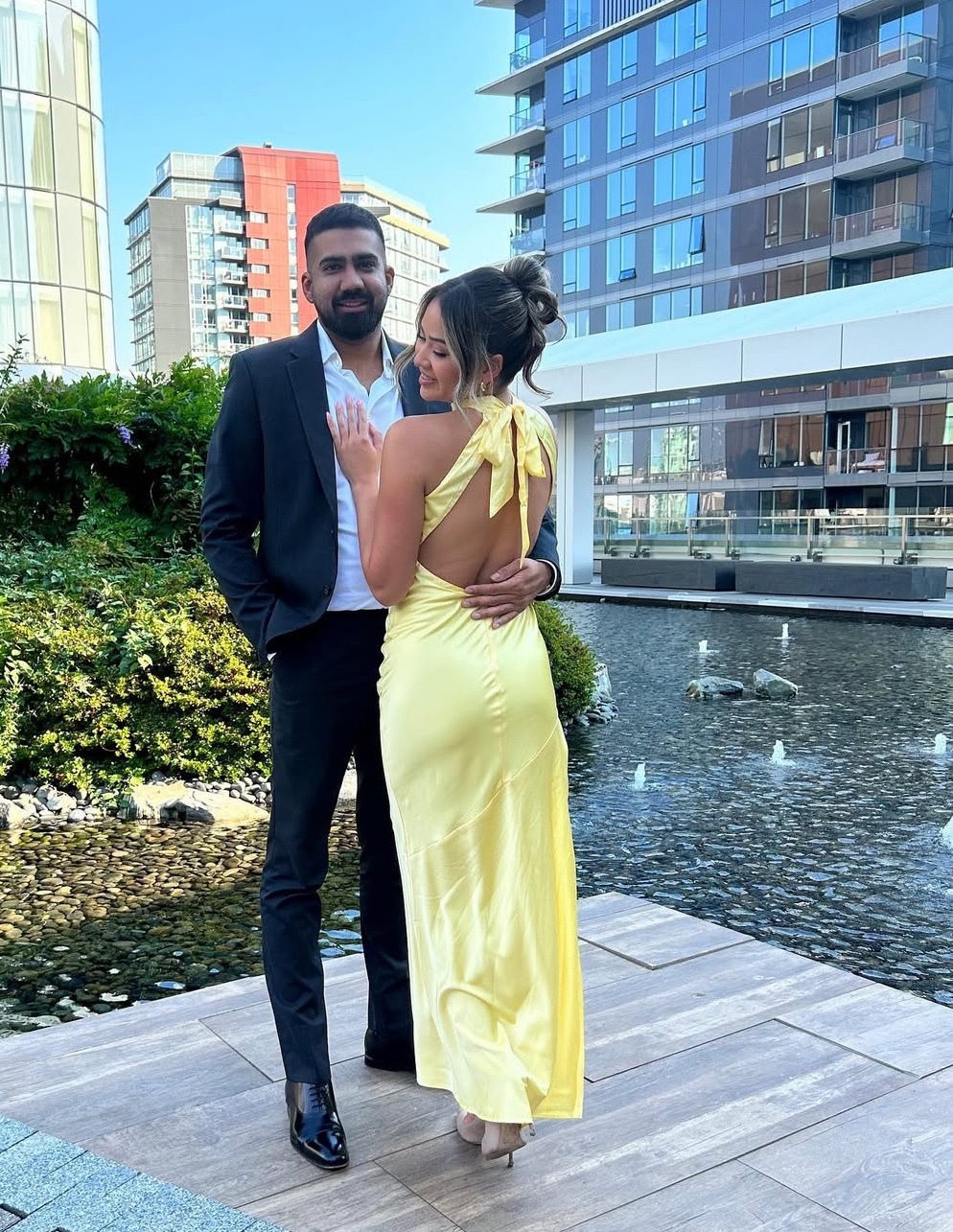 Yellow Sleeveless Long Occasions Backless Maxi Dress