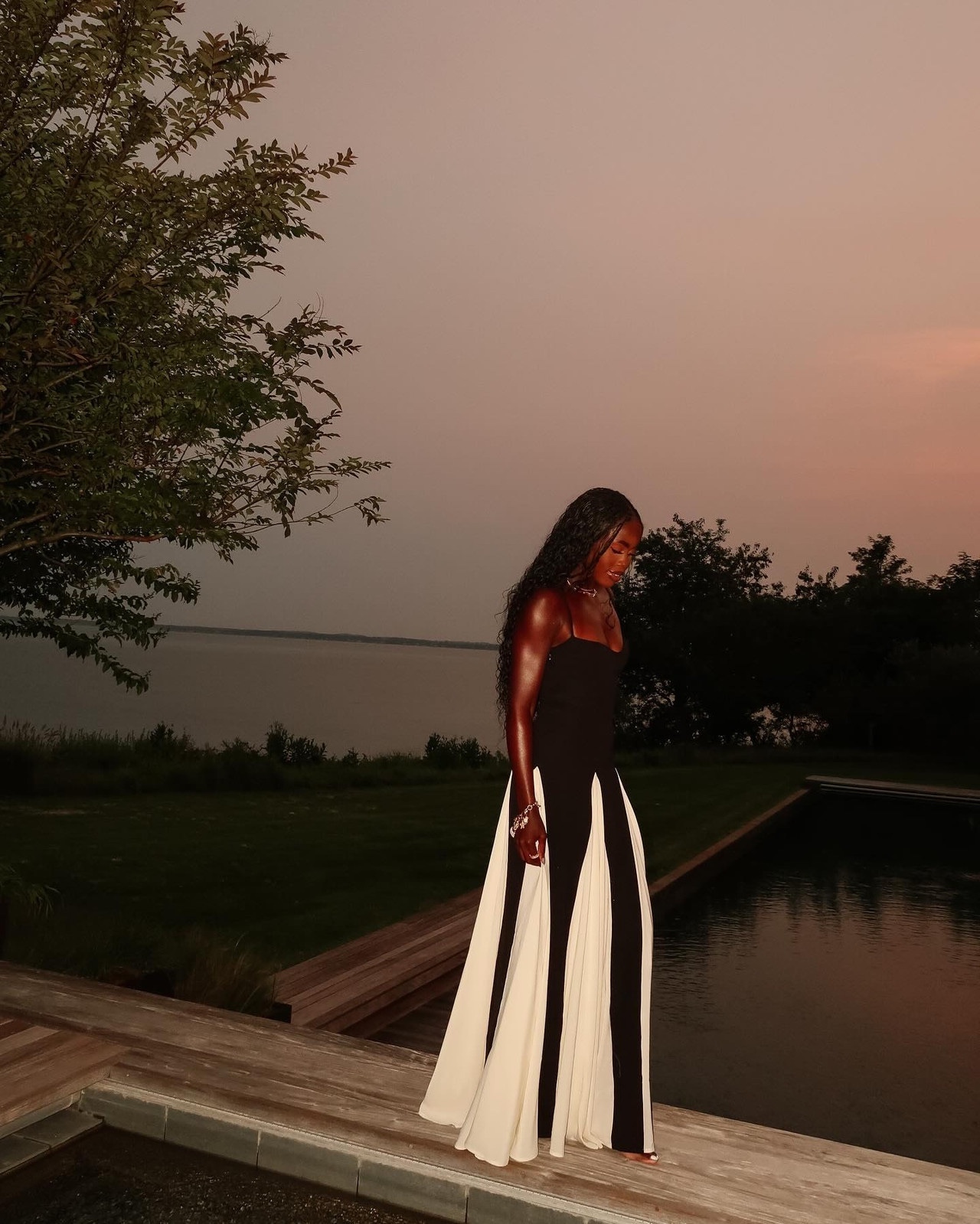 Two Tone Contrast Elegant Sleeveless Maxi Dress