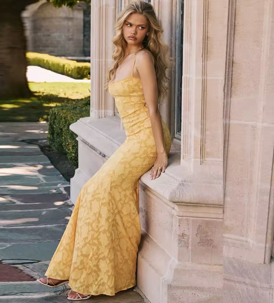 Lace Up Backless Bodycon Flare Hem Maxi Dress