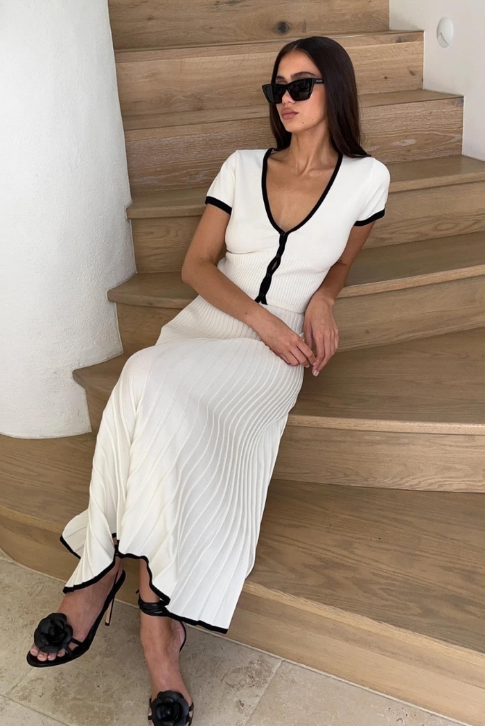 Elegant Contrast Color Crop Top & Midi Skirt Set
