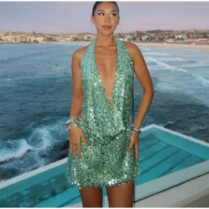Green Low Neck Scoop Halter Sequin Crop Top