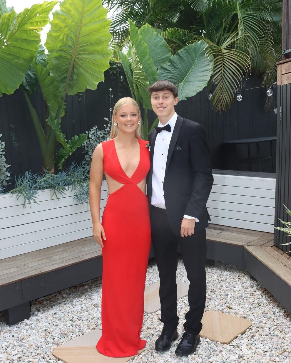Red Sleeveless V Neck Bodycon Occasion Maxi Dress