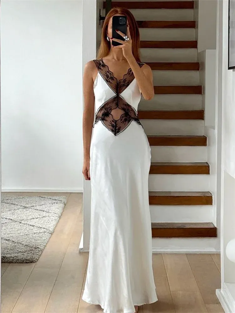 Lace V Neck Elegant Maxi Dress