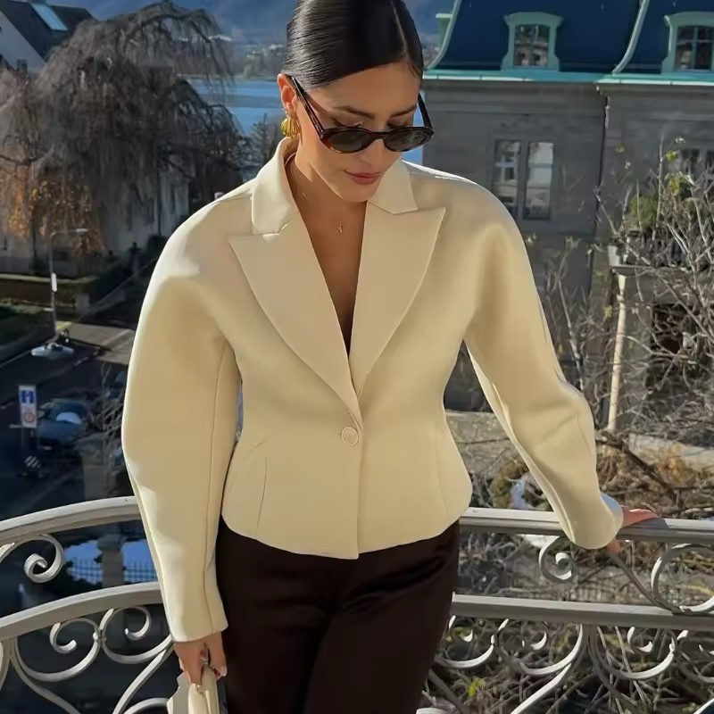 Long Sleeve One Button Turn Collar Blazer