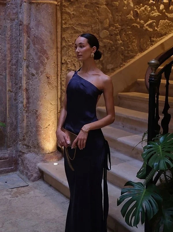 Backless One Shoulder Backless Maxi Dress