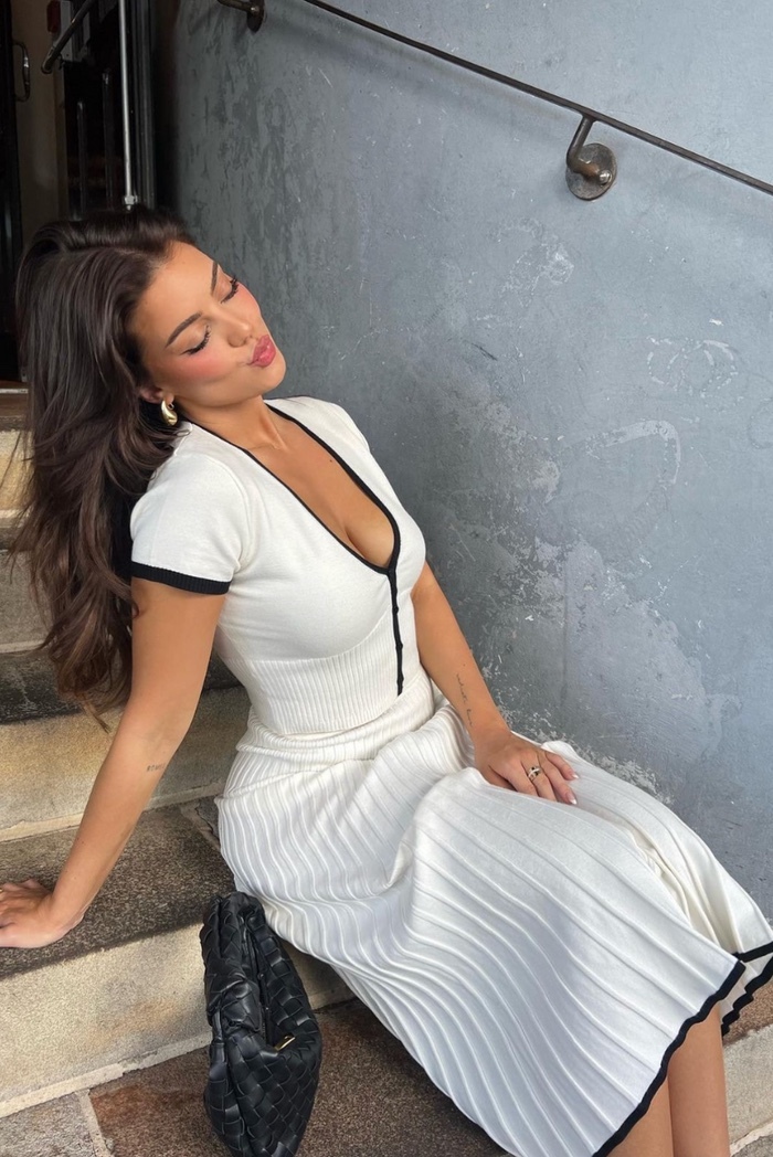 Elegant Contrast Color Crop Top & Midi Skirt Set
