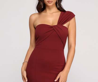 Tania Classic Mermaid Gown - Lady Occasions