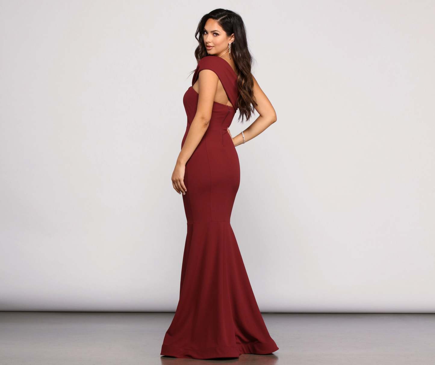 Tania Classic Mermaid Gown - Lady Occasions