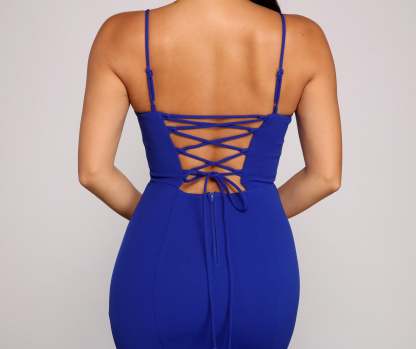Leighton Formal Lace-Up Crepe Dress - Lady Occasions