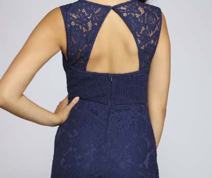 Caroline Lace Mermaid Dress - Lady Occasions