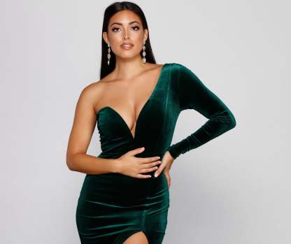 Cheyenne Formal One Shoulder Velvet Dress - Lady Occasions