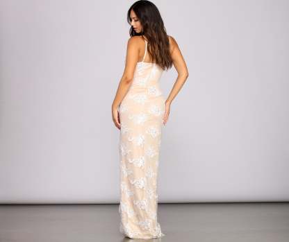 Madelyn Beaded Lace Dress - Lady Occasions