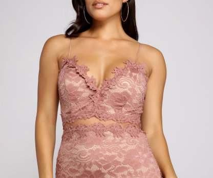 Crochet Chic Mini Dress - Lady Occasions