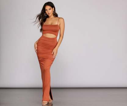 Ruched To The Maxi Knit Dress - Lady Occasions