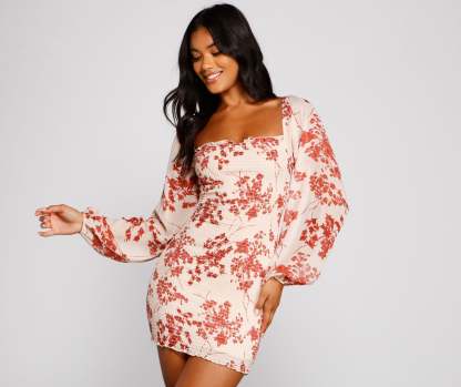 Total Sweetheart Smocked Floral Dress - Lady Occasions