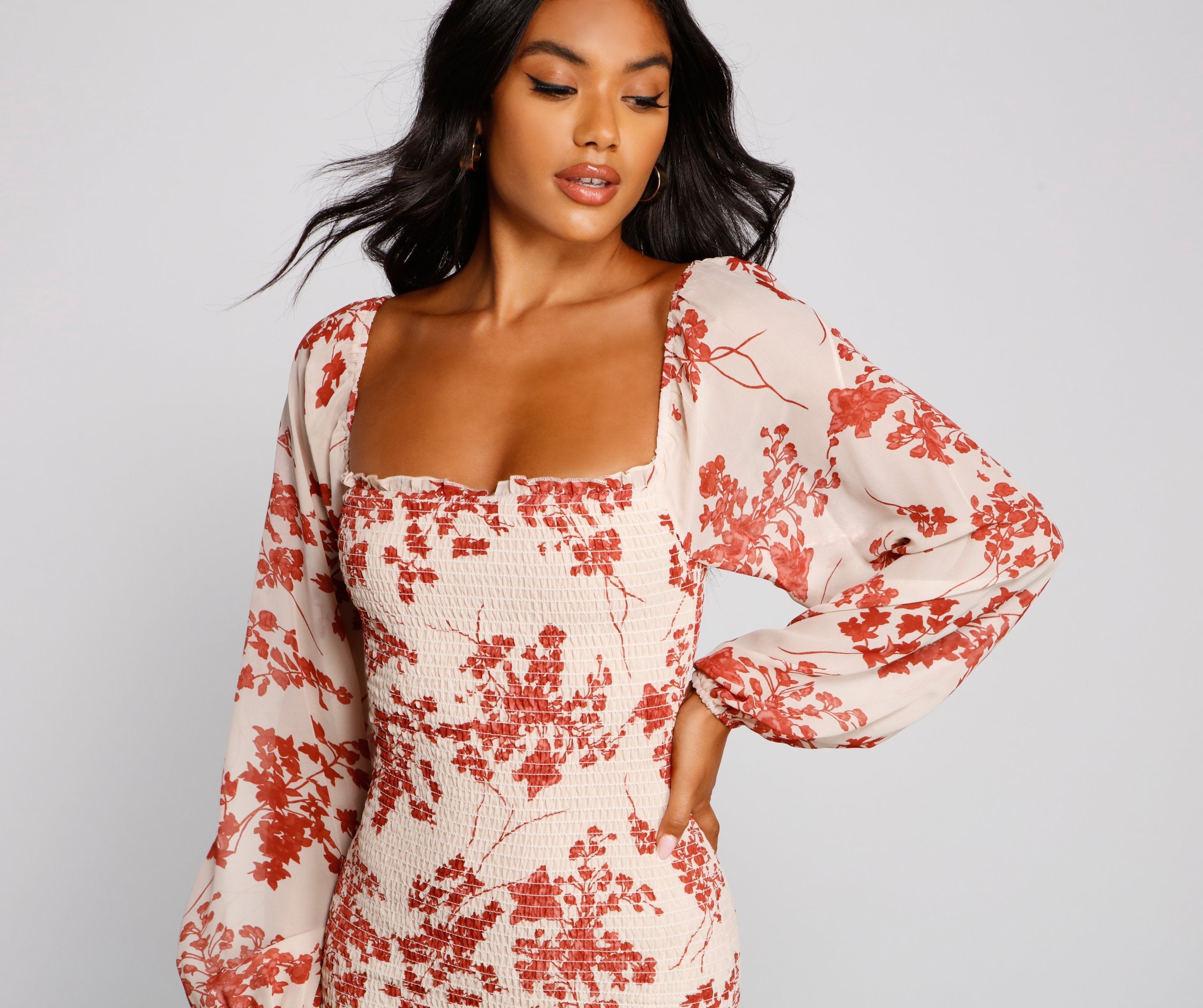Total Sweetheart Smocked Floral Dress - Lady Occasions