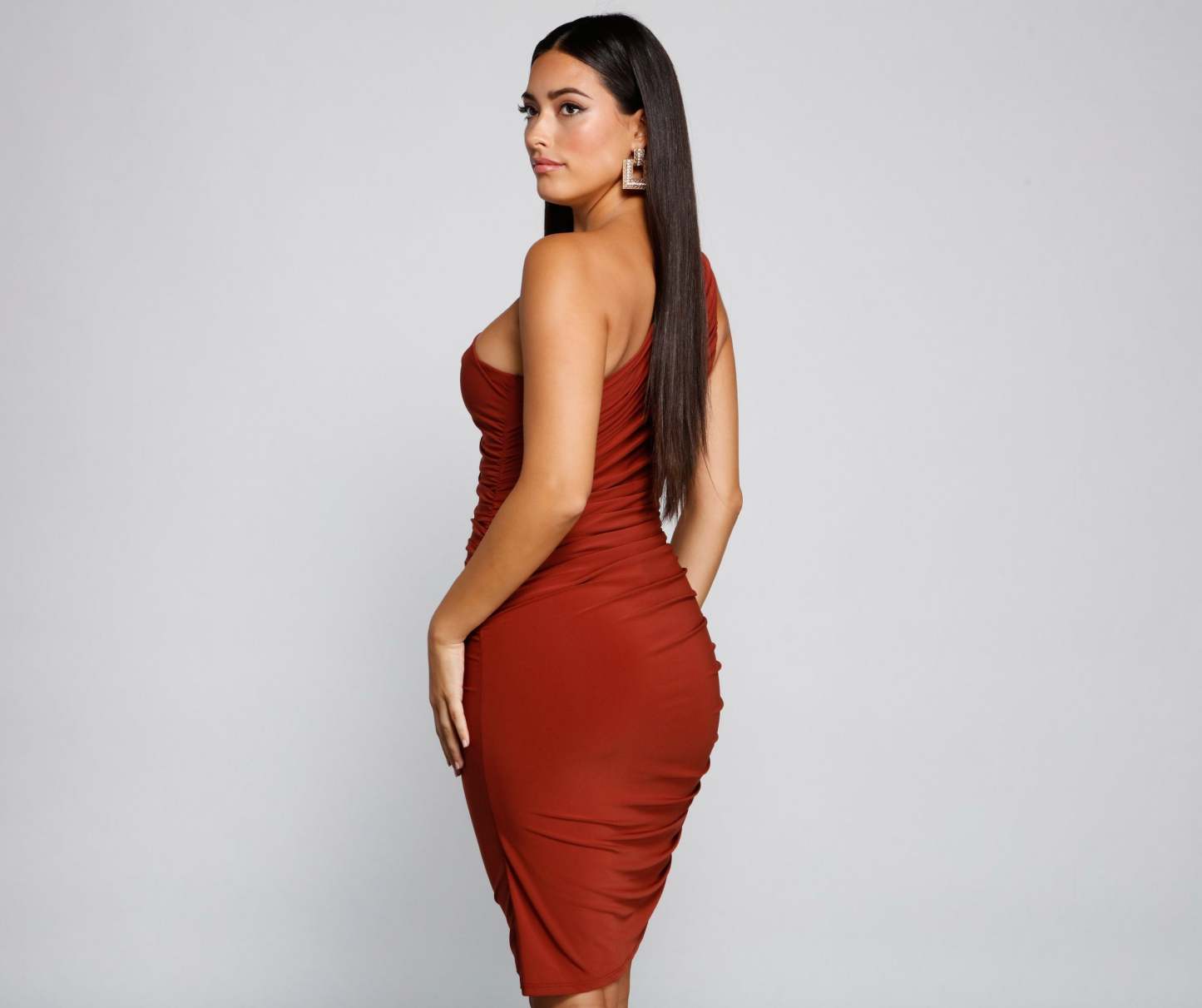 That Classic And Chic Vibe Ruched Midi Dress - Lady Occasions
