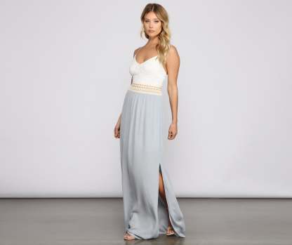 Effortlessly Stunning Crochet Waist Maxi Dress - Lady Occasions