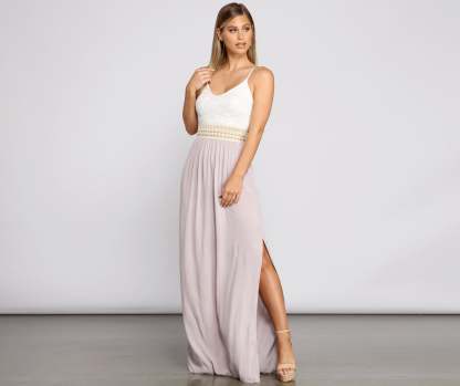 Effortlessly Stunning Crochet Waist Maxi Dress - Lady Occasions