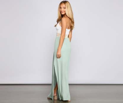 Effortlessly Stunning Crochet Waist Maxi Dress - Lady Occasions