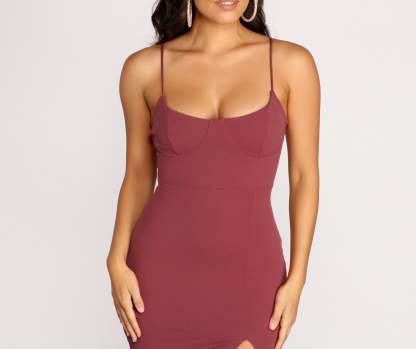 Get A Move On Crepe Midi Dress - Lady Occasions
