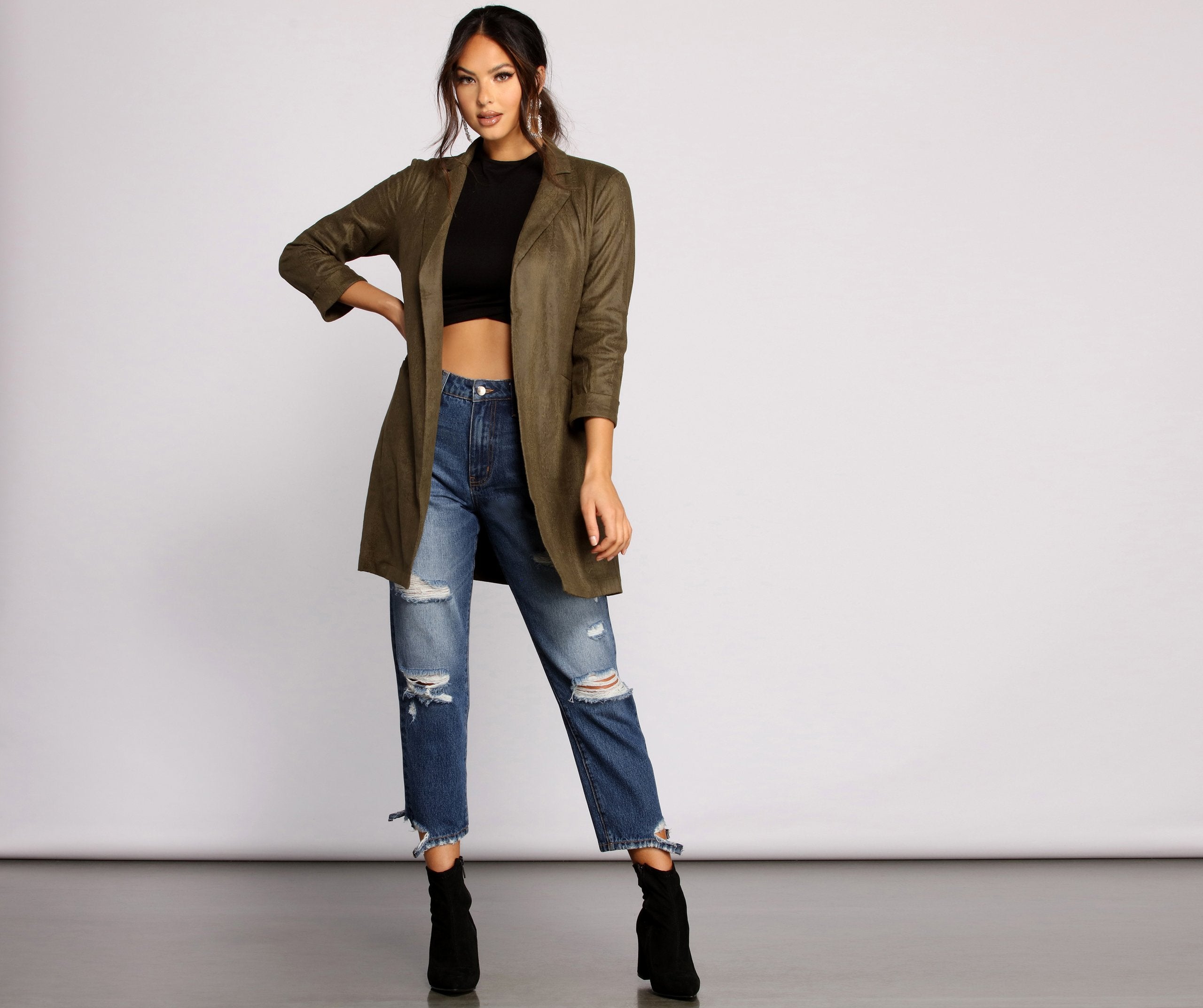 Stylish Stunner Crepe Knit Crop Top - Lady Occasions