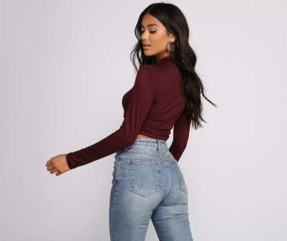Stylish Stunner Crepe Knit Crop Top - Lady Occasions