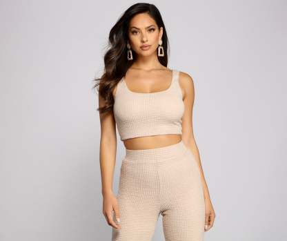 Trendy Textures Sleeveless Knit Tank - Lady Occasions