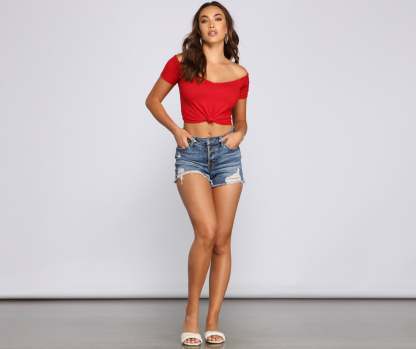 Sweet And Simple Crop Top - Lady Occasions
