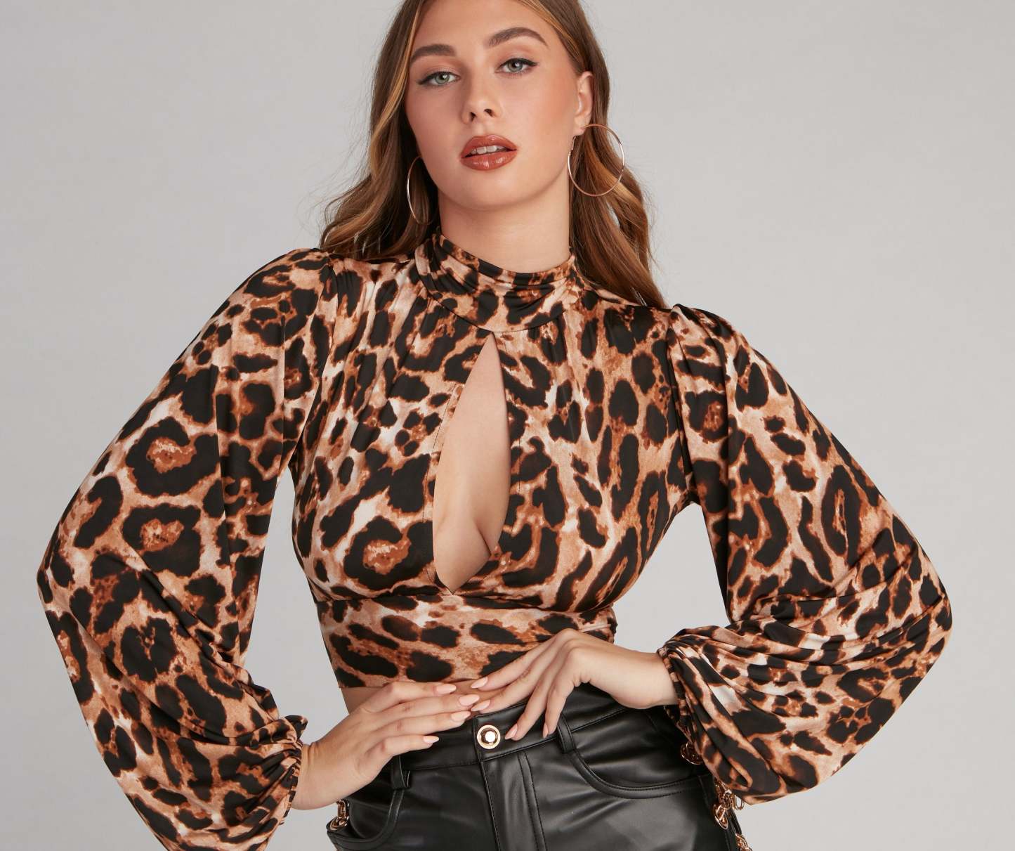 On The Prowl Leopard Keyhole Top - Lady Occasions