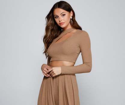 Make It Bold Cutout Crop Top - Lady Occasions