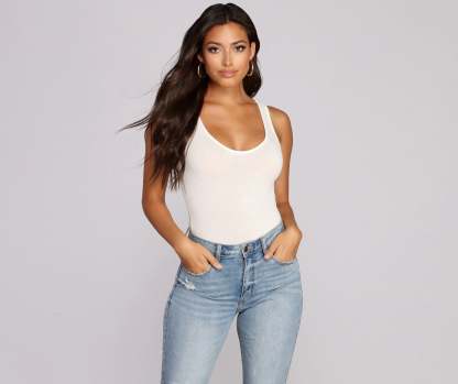 Everyday Essential Bodysuit - Lady Occasions