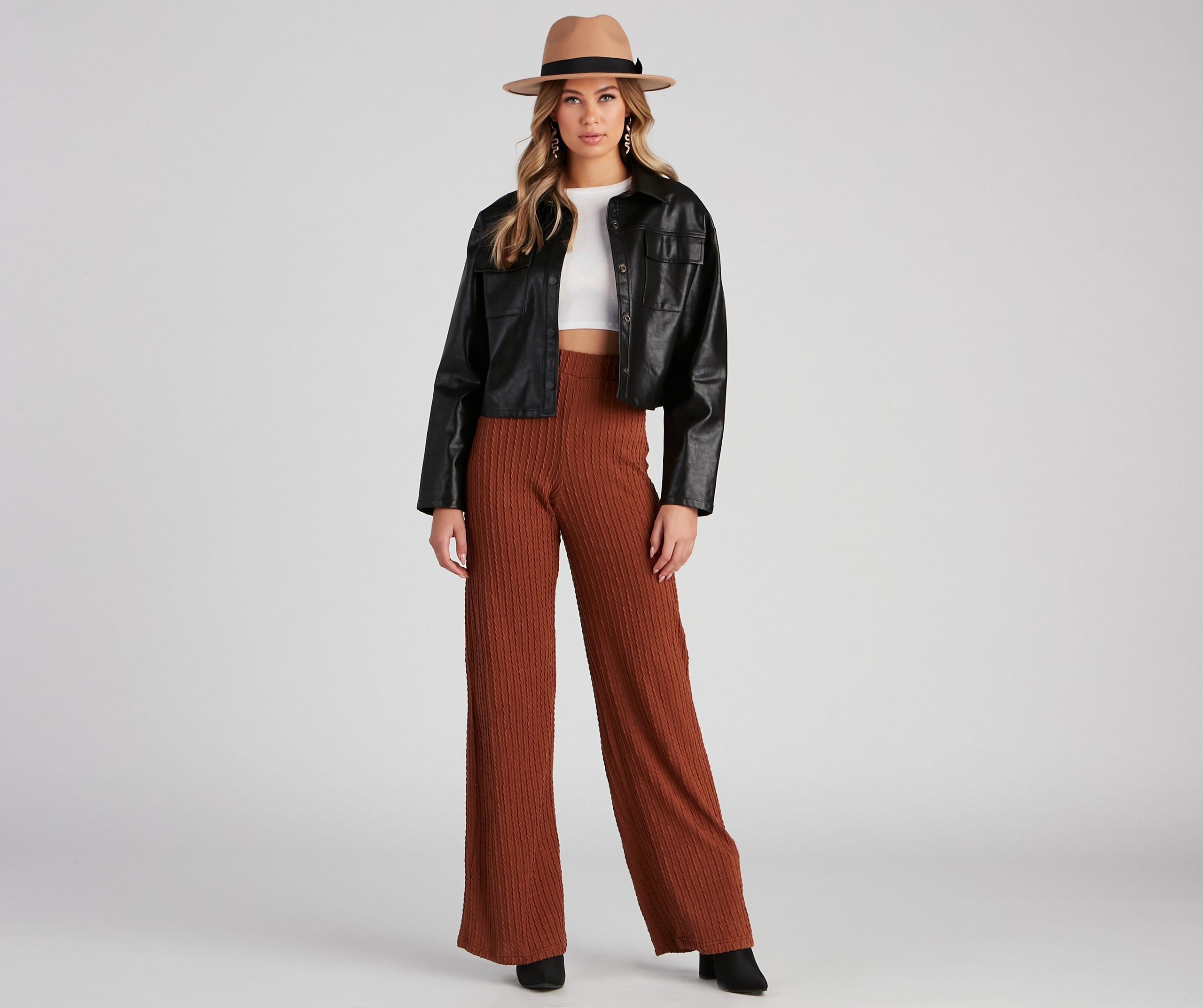 Keeping Knit Casual Crop Top - Lady Occasions