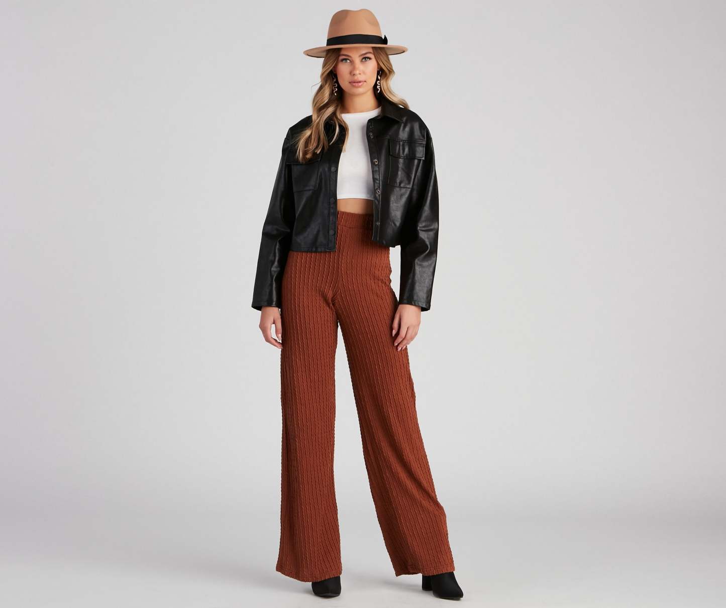 Keeping Knit Casual Crop Top - Lady Occasions
