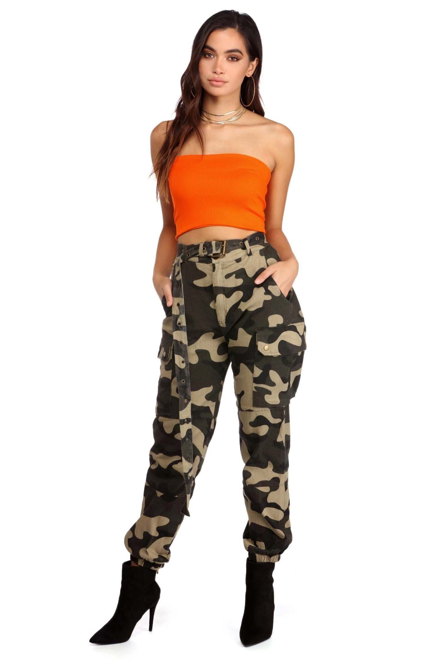 Basic Ribbed Cropped Tube Top - Lady Occasions