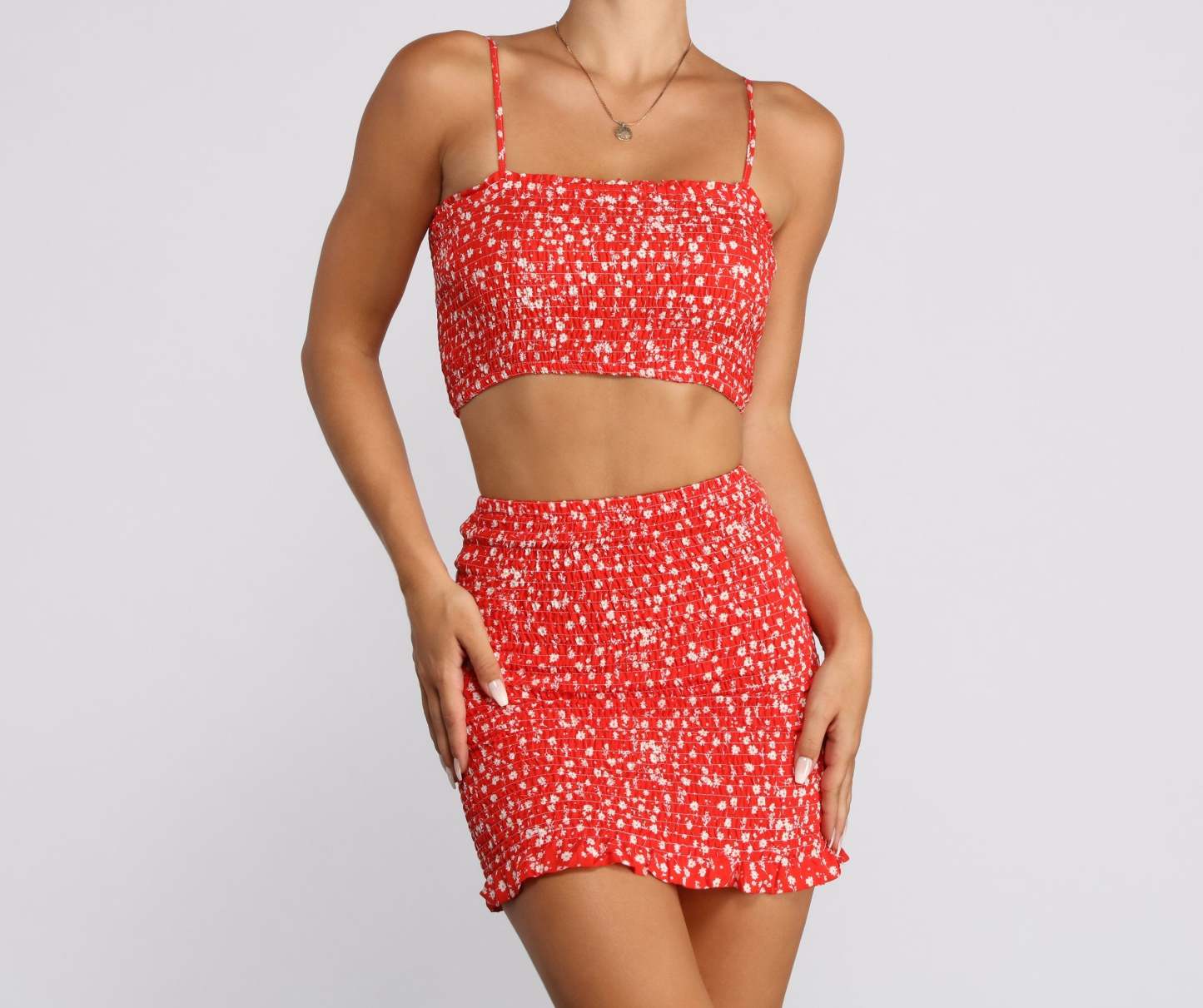 Falling For You Floral Crop Top - Lady Occasions
